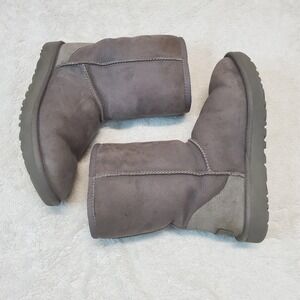 Ugg Gray Sheepskin Classic Fuzzy Casual Cozy Winter Tall Boot Bootie Women 8